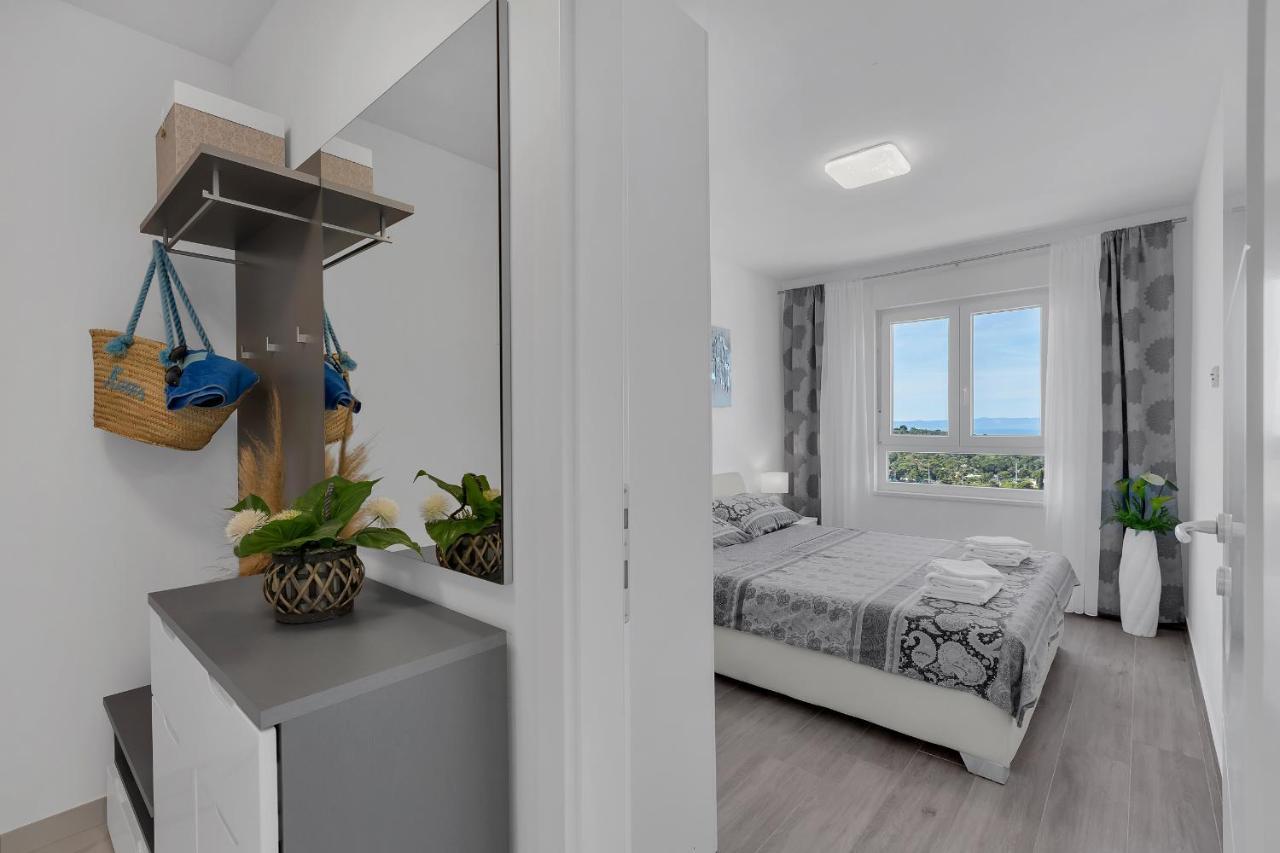Apartment Navis, Sea View Makarska Bagian luar foto