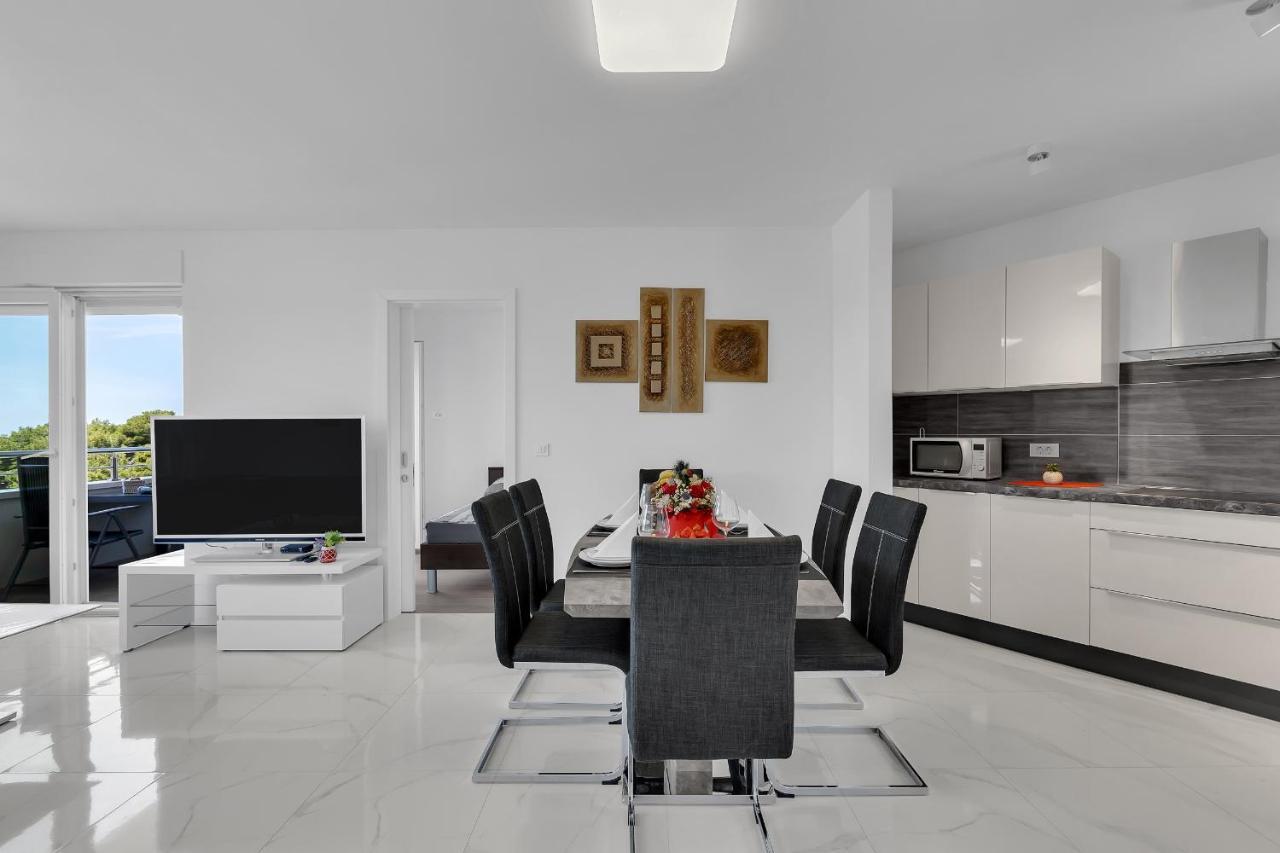 Apartment Navis, Sea View Makarska Bagian luar foto