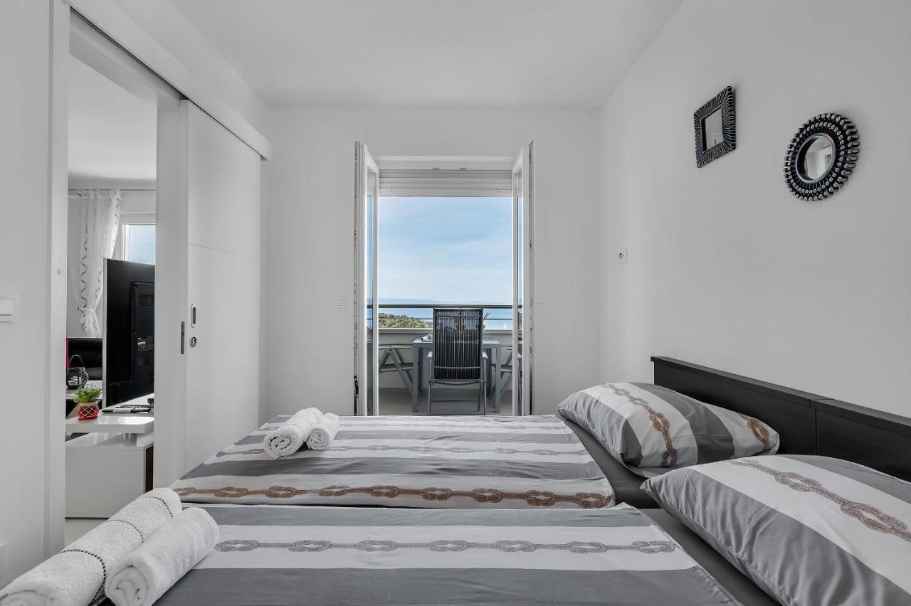 Apartment Navis, Sea View Makarska Bagian luar foto